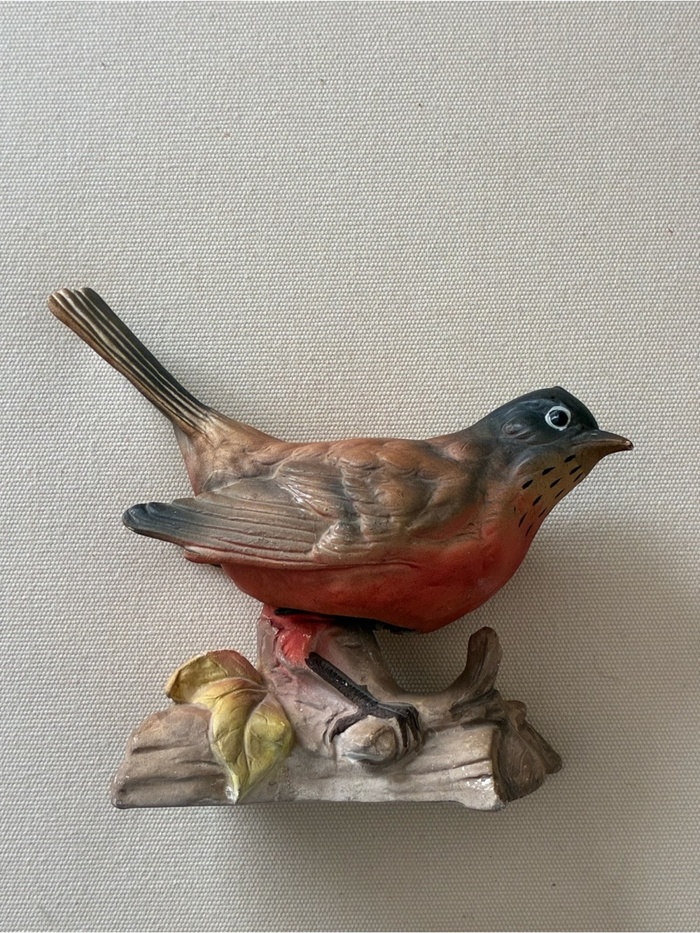 Decorative Bird Figurine Toy in Red and Brown for Pet Bird Displays